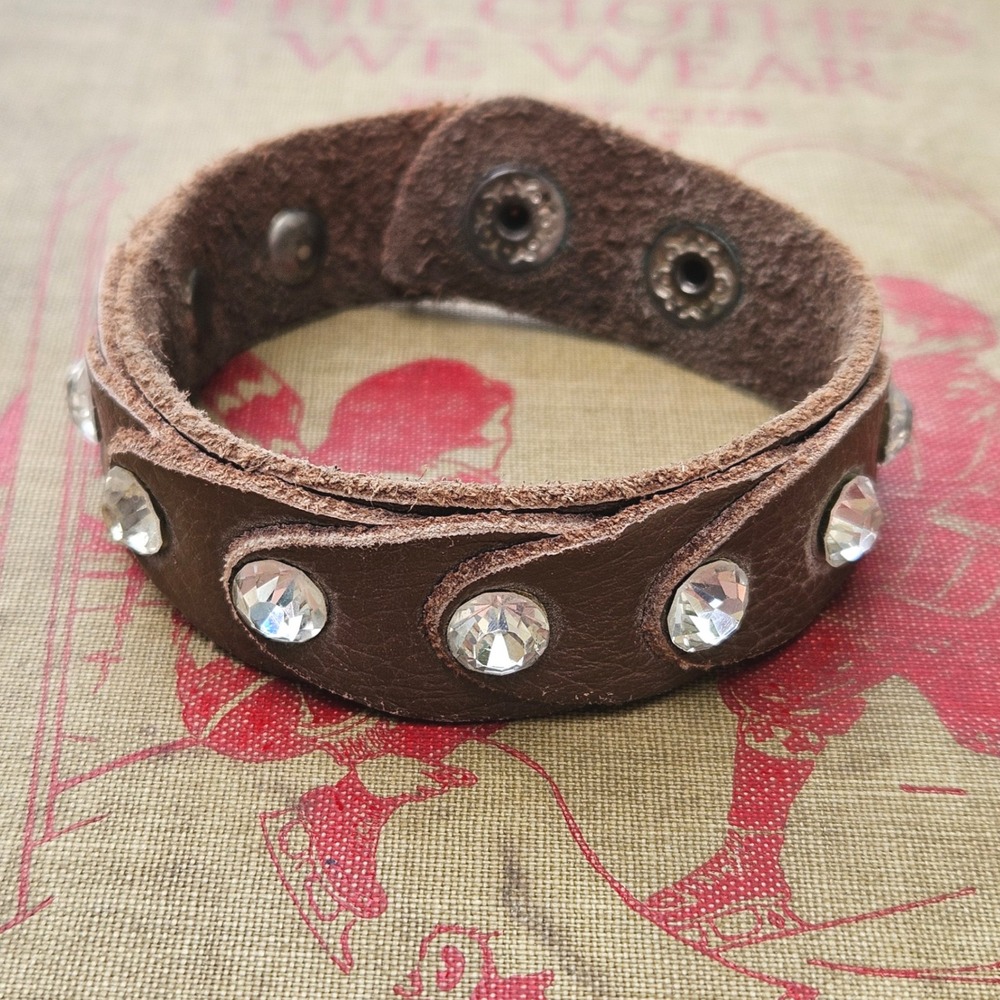 Brown Leather Rhinestone Cuff Bracelet Snap Closure Adjustable Boho Western